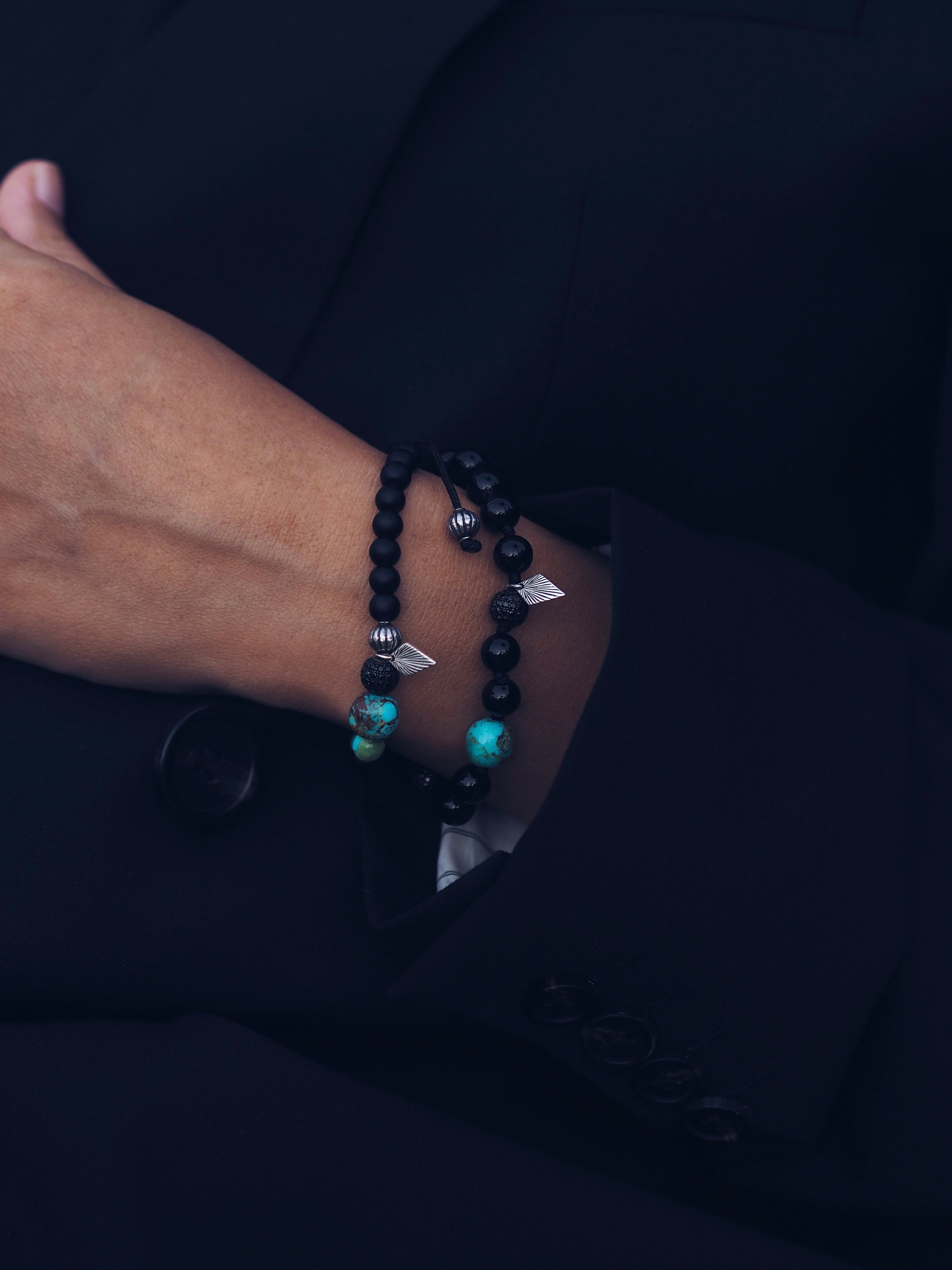 THE DARK TWISTED KINGMAN