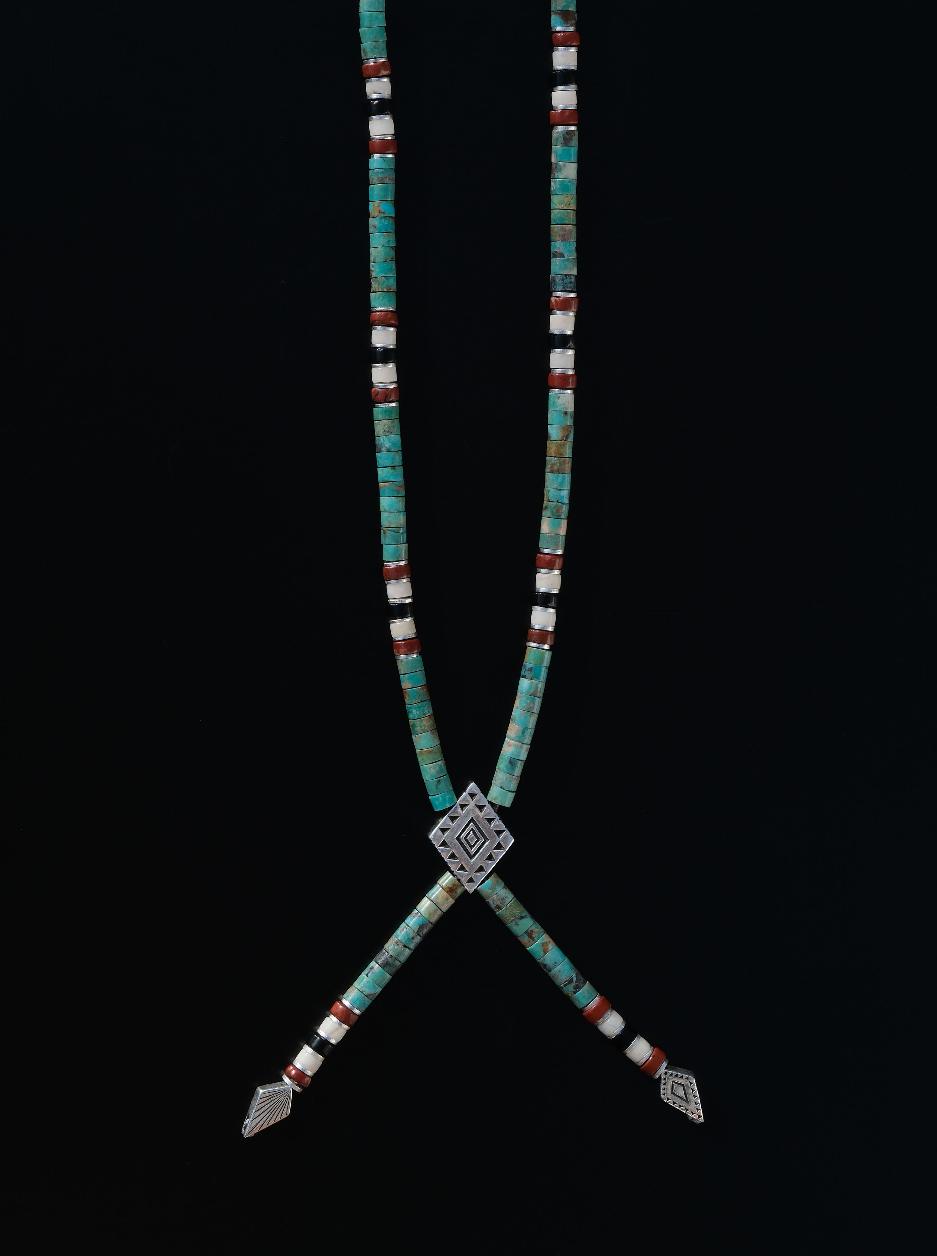 THE BOLO TIE "Turquoise Chyenne"