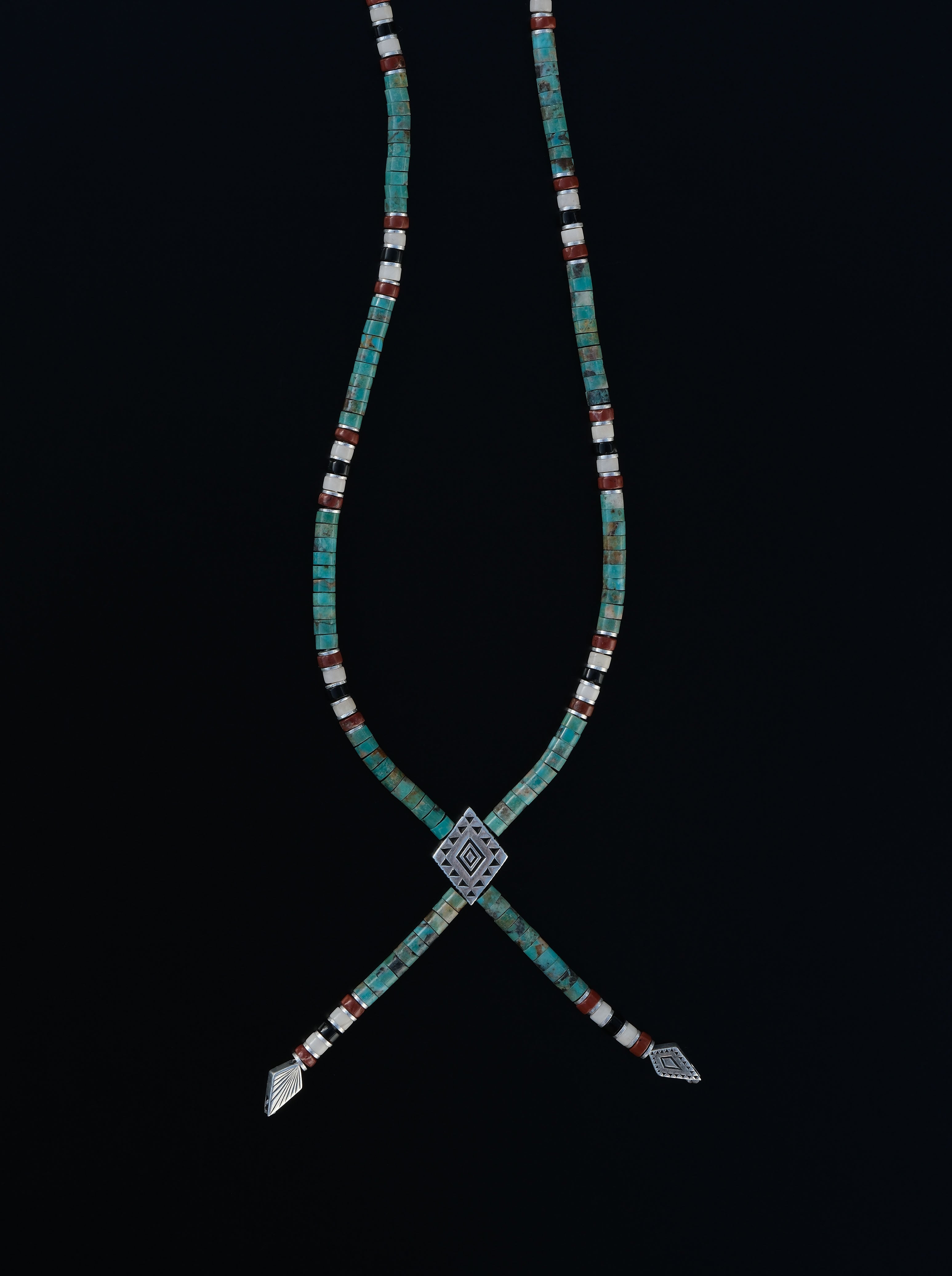 THE BOLO TIE "Turquoise Chyenne"