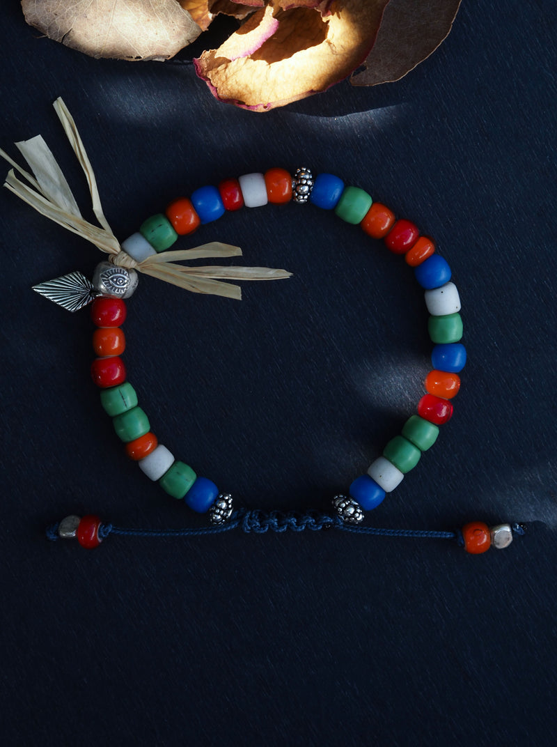 NOT FOR KIDS "Bracelet" (Old African Trade Beads)