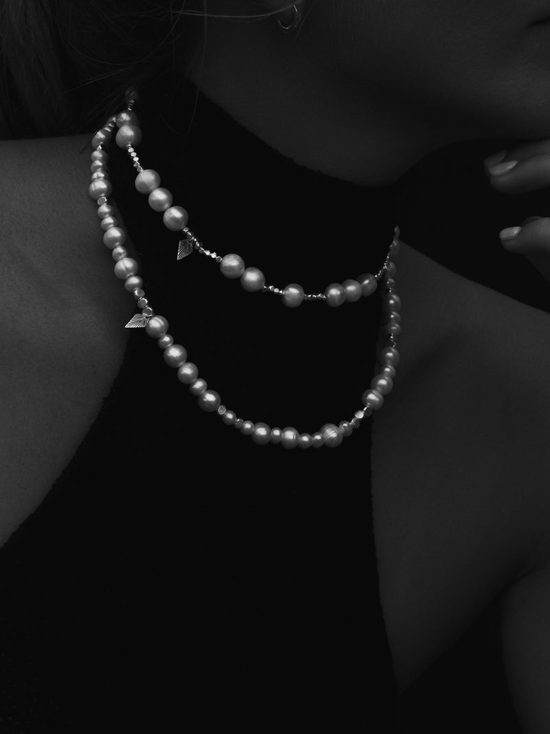 THE SMALL & BIG PEARL "Necklace"